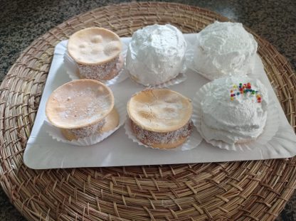 Alfajores y Chilenitos